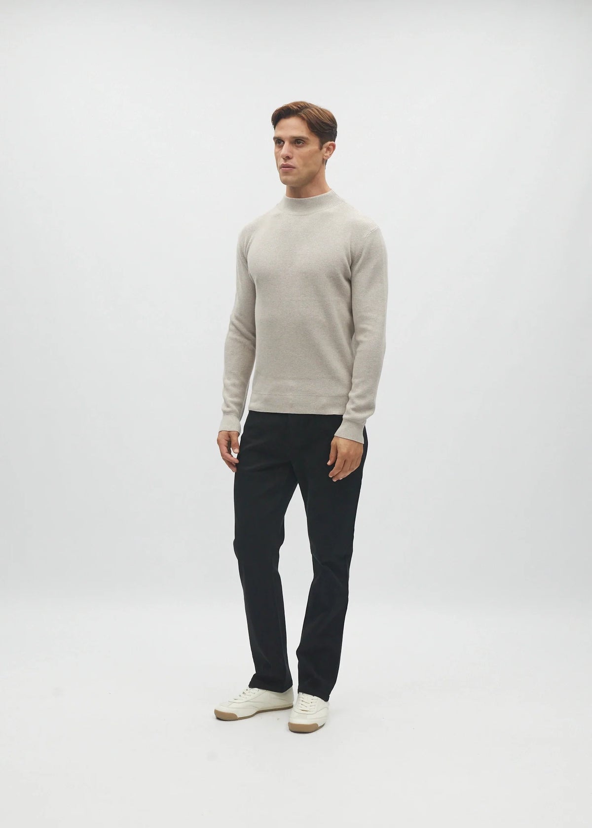 Diesel Daxton Sweater Beachcomber light grey, angled model view