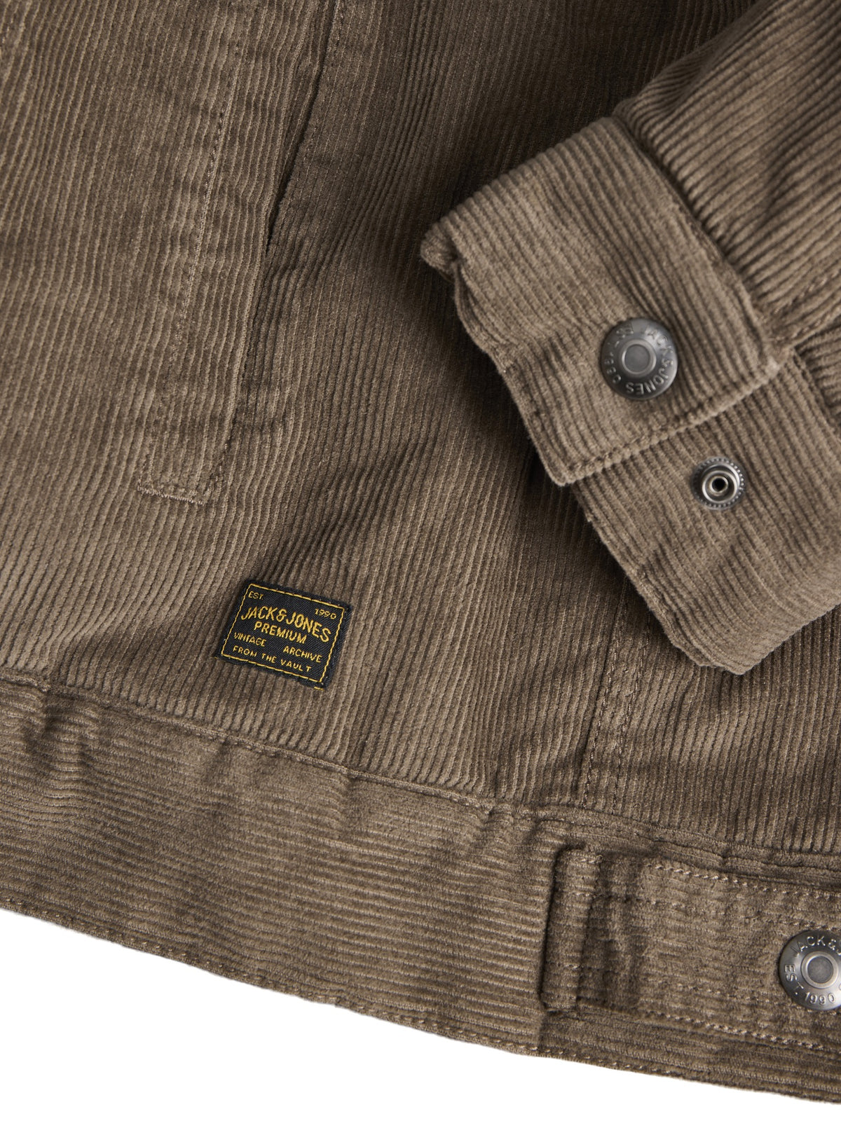 JACK & JONES Connor Corduroy Trucker Jacket in Walnut corduroy fabric and button placket detail