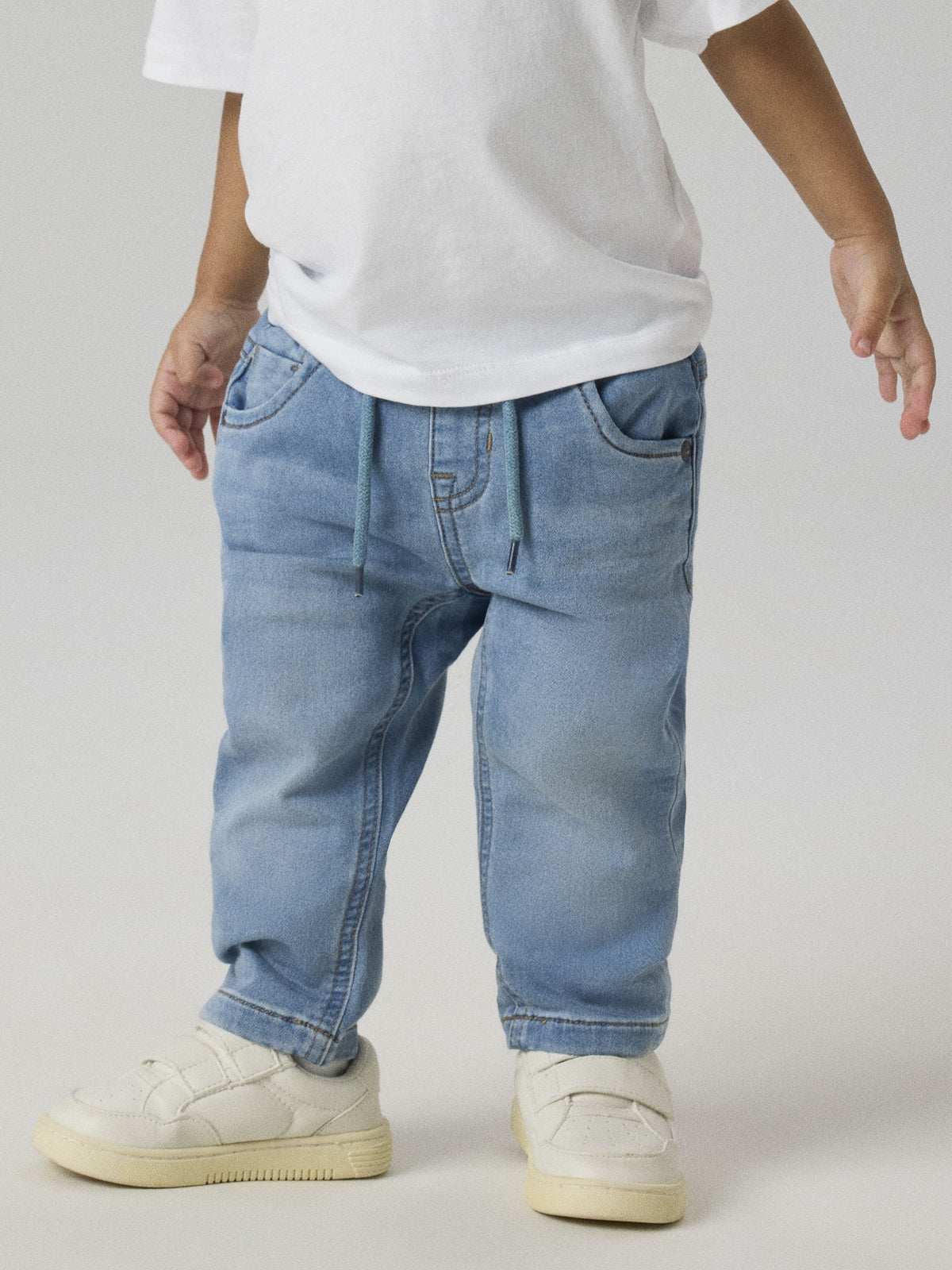NAME IT Robin Thayers Regular Fit Sweatshirt Trousers in Medium Blue Denim