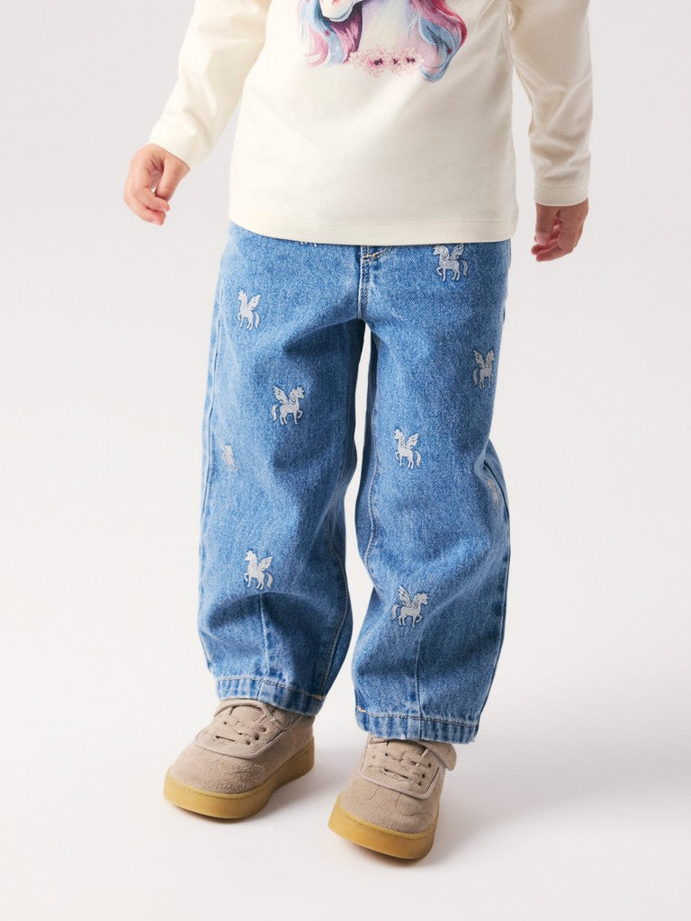 NAME IT Bella Barrel Glitter Jeans in Medium Blue Denim front model view