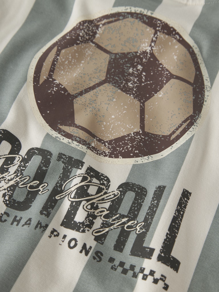 NAME IT Lane Long Sleeve Sweatshirt in Antique White graphic print detail