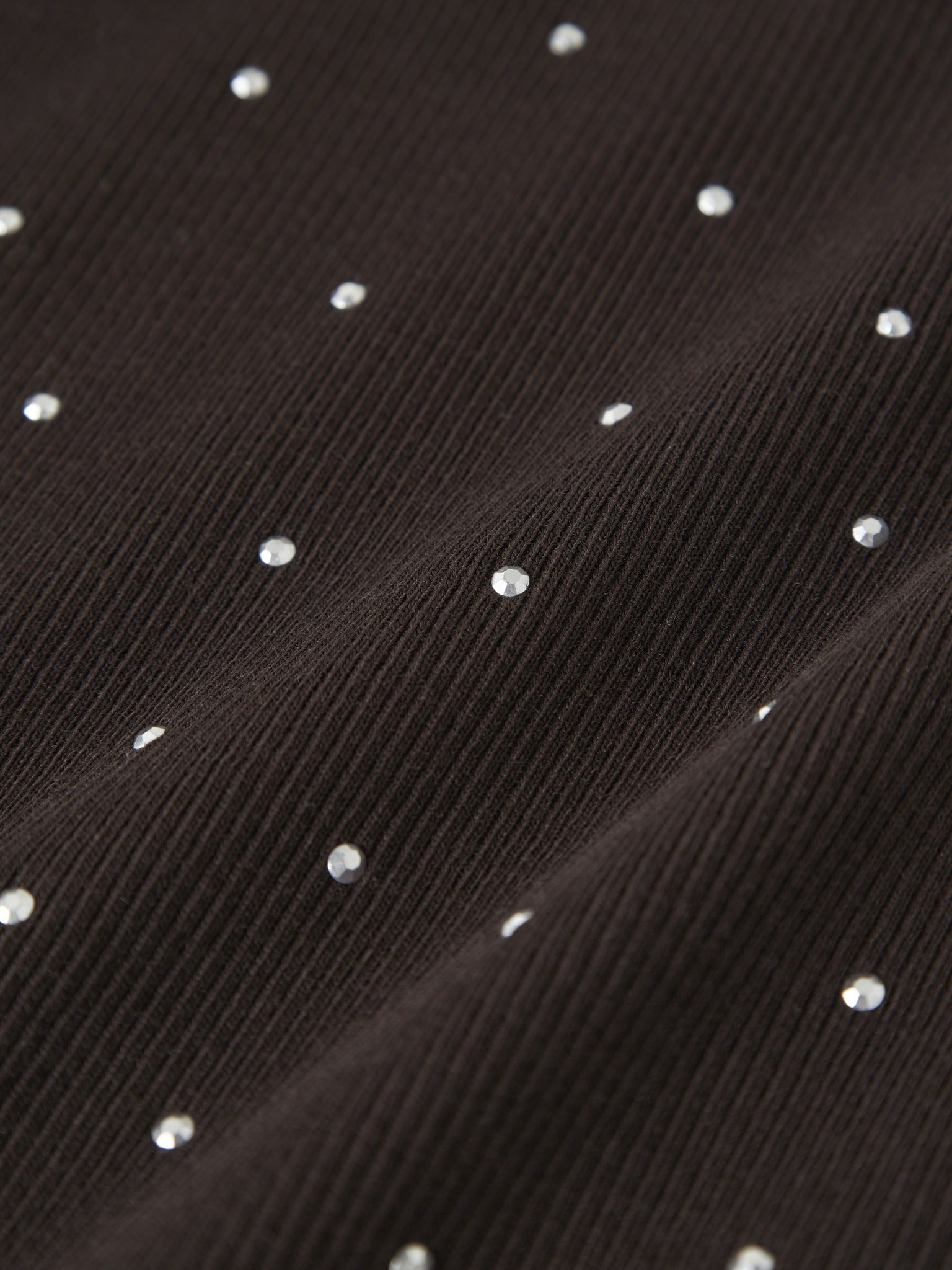 Rhinestone detail on NAME IT Nolovo Long Sleeve Slim Top in Chocolate Plum