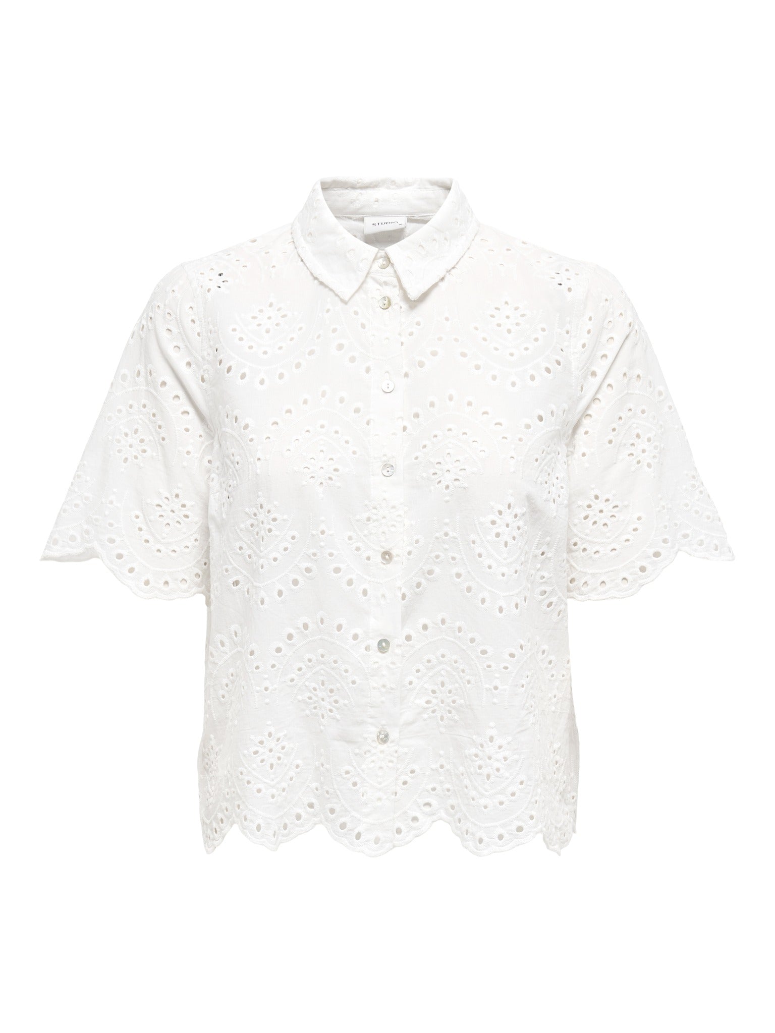 ONLY Valais Short Sleeve Shirt Wvn in Cloud Dancer front view