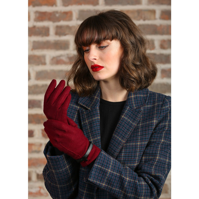 Gloria Berry Glove