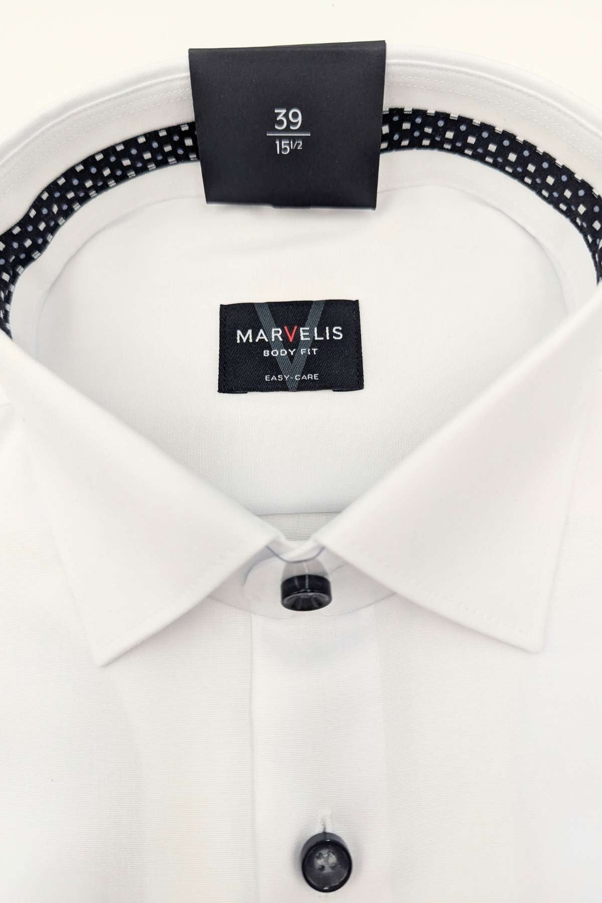 Men's White Body Fit Tuxedo Shirt With Black Buttons-Collar View