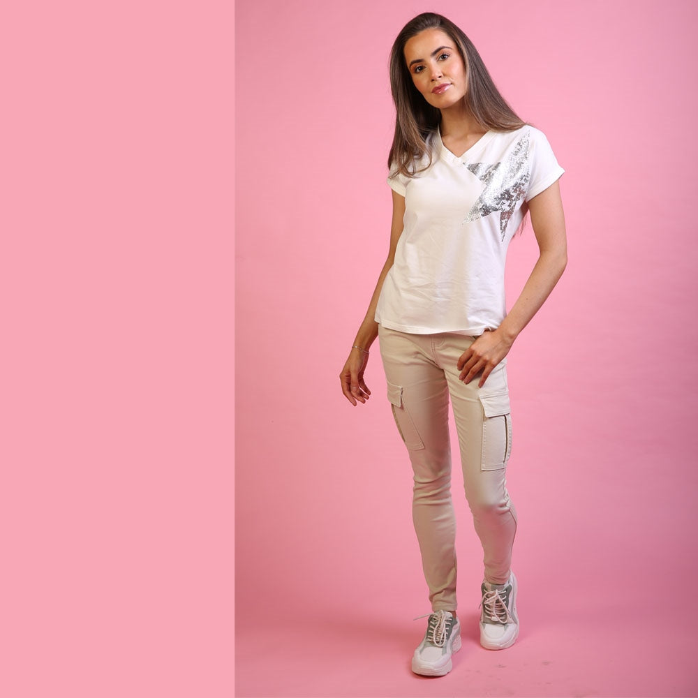 Ladies Lily Combat - Cream-Model Ful Front View 2