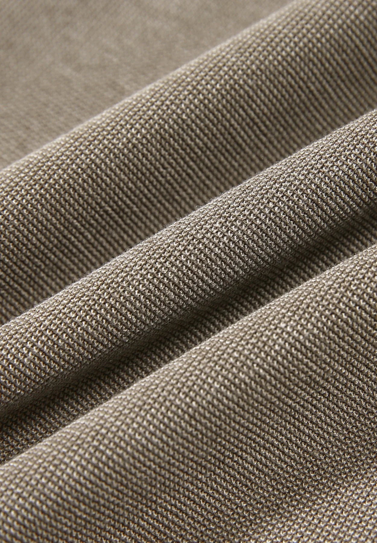 Men's Vega Walnut 1/4 Zip-Close Up View