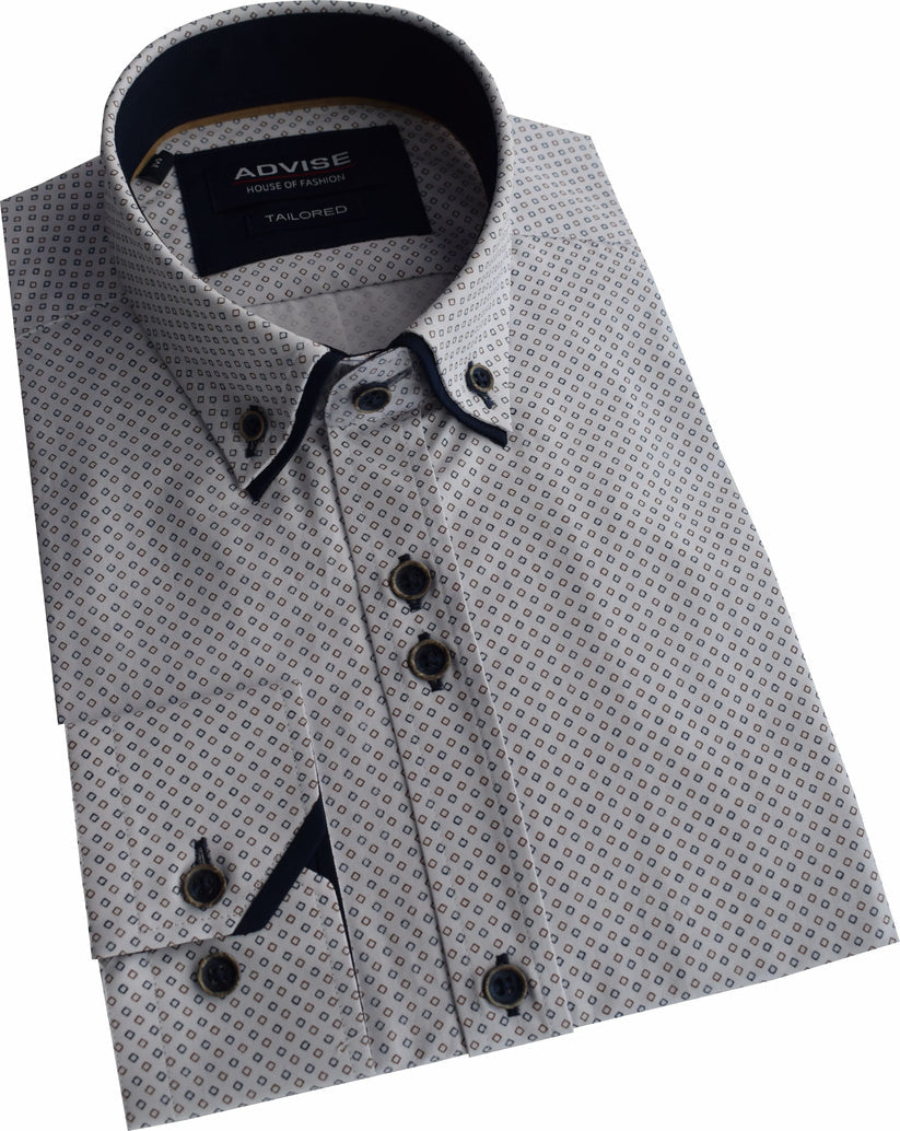Advise Advise White Tan Diamond Pattern Shirt White/Tan model front view