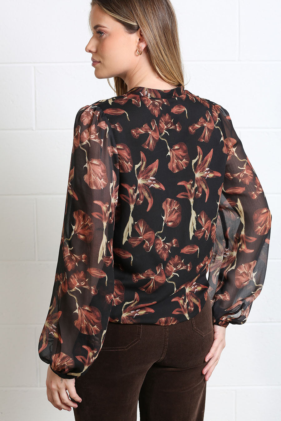 Rant & Rave Anna Frill Top in black, product view 5