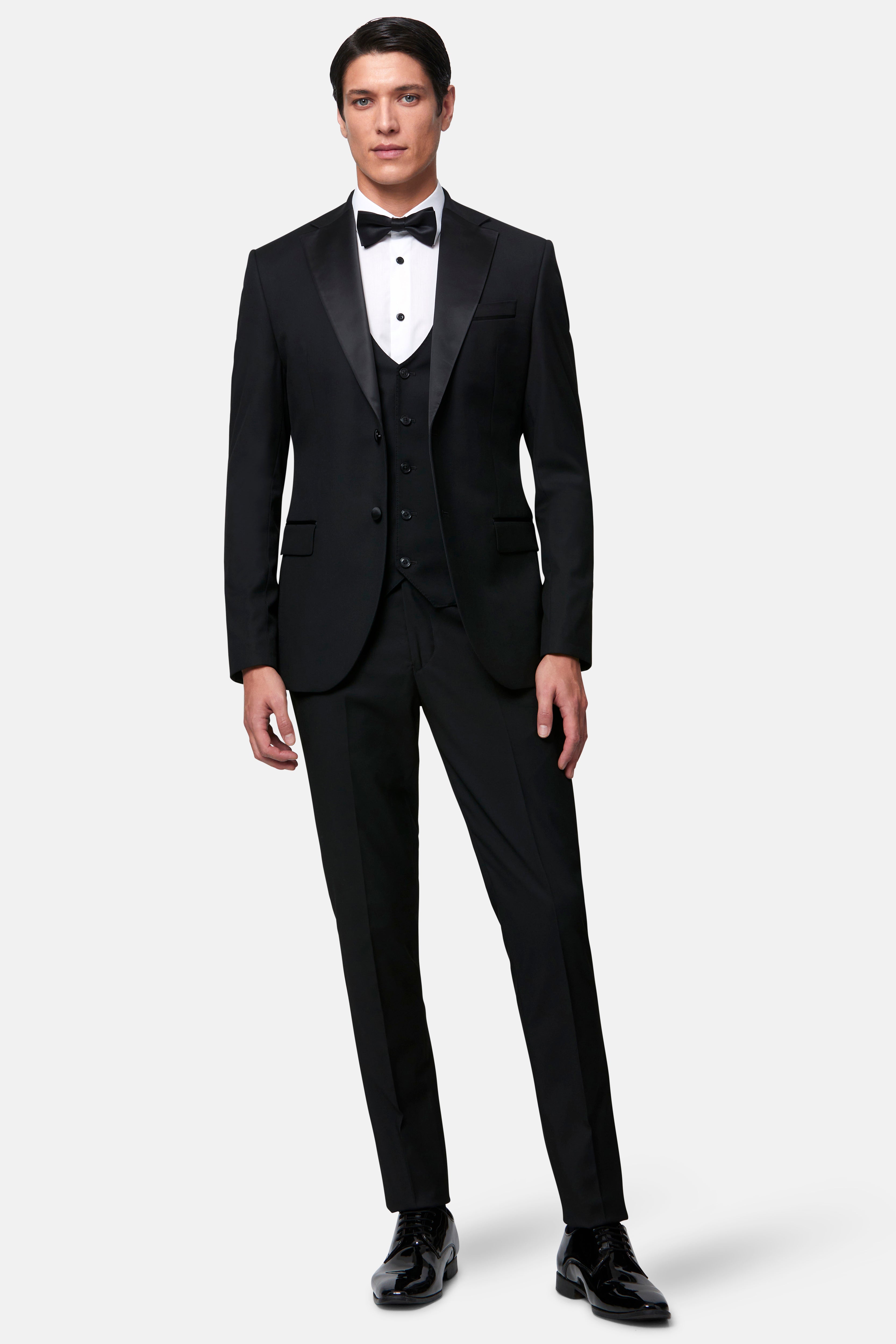 BENETTI Edina Black Tuxedo Jacket Black model front view