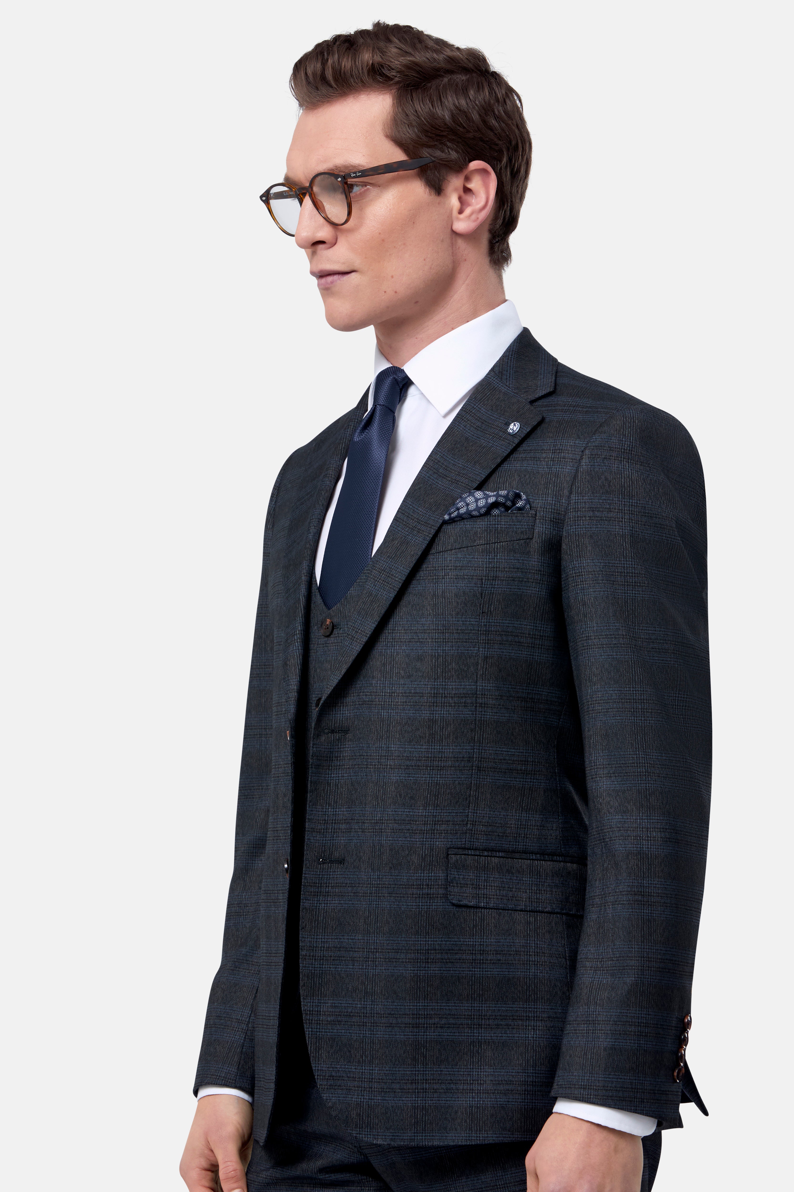BENETTI Elijah Forest 3 Piece Tapered Fit Suit FOREST flat front view