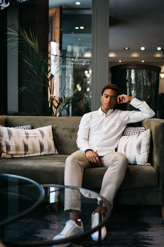 Garray Sand Shirt-Model sitting down