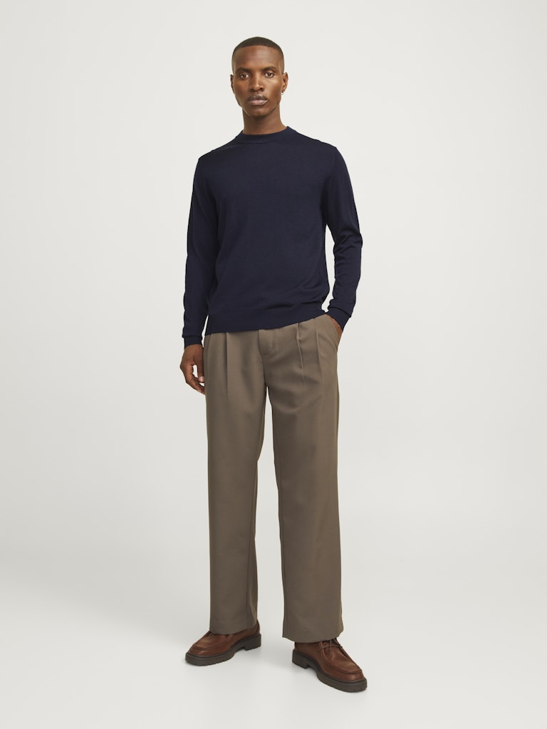 JACK & JONES PREMIUM Milano Stitch knit in Night Sky full-length model view