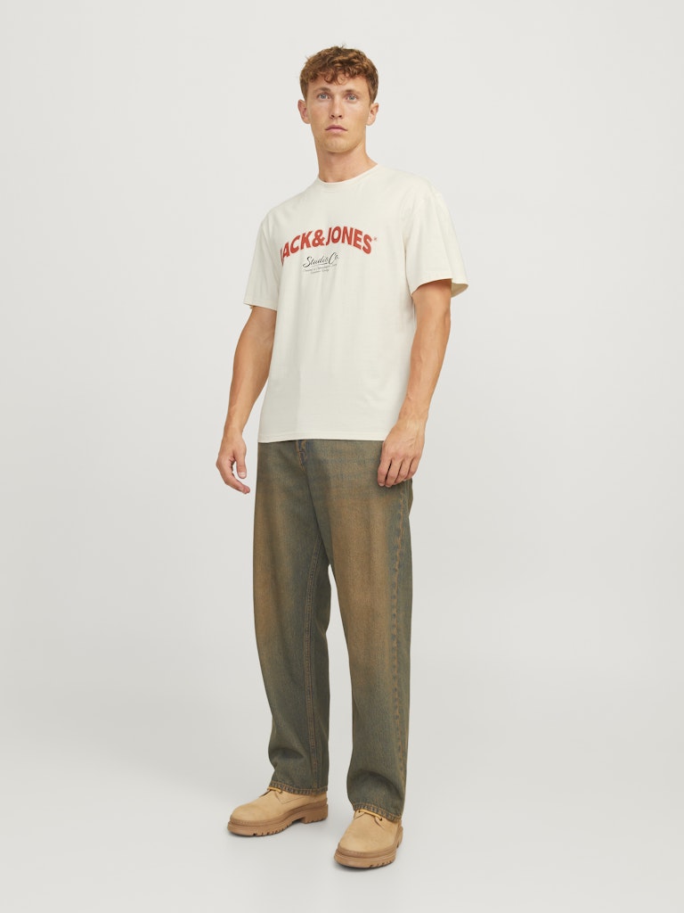 JACK JONES ORIGINALS Bronx Arch Big Crew Neck Tee-Antique White Antique White model front view