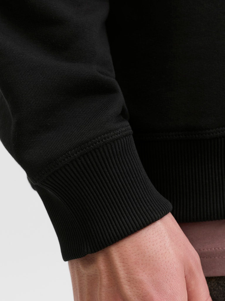 JACK JONES ORIGINALS Norrebro Emb Sweat Crew-Black Black back view