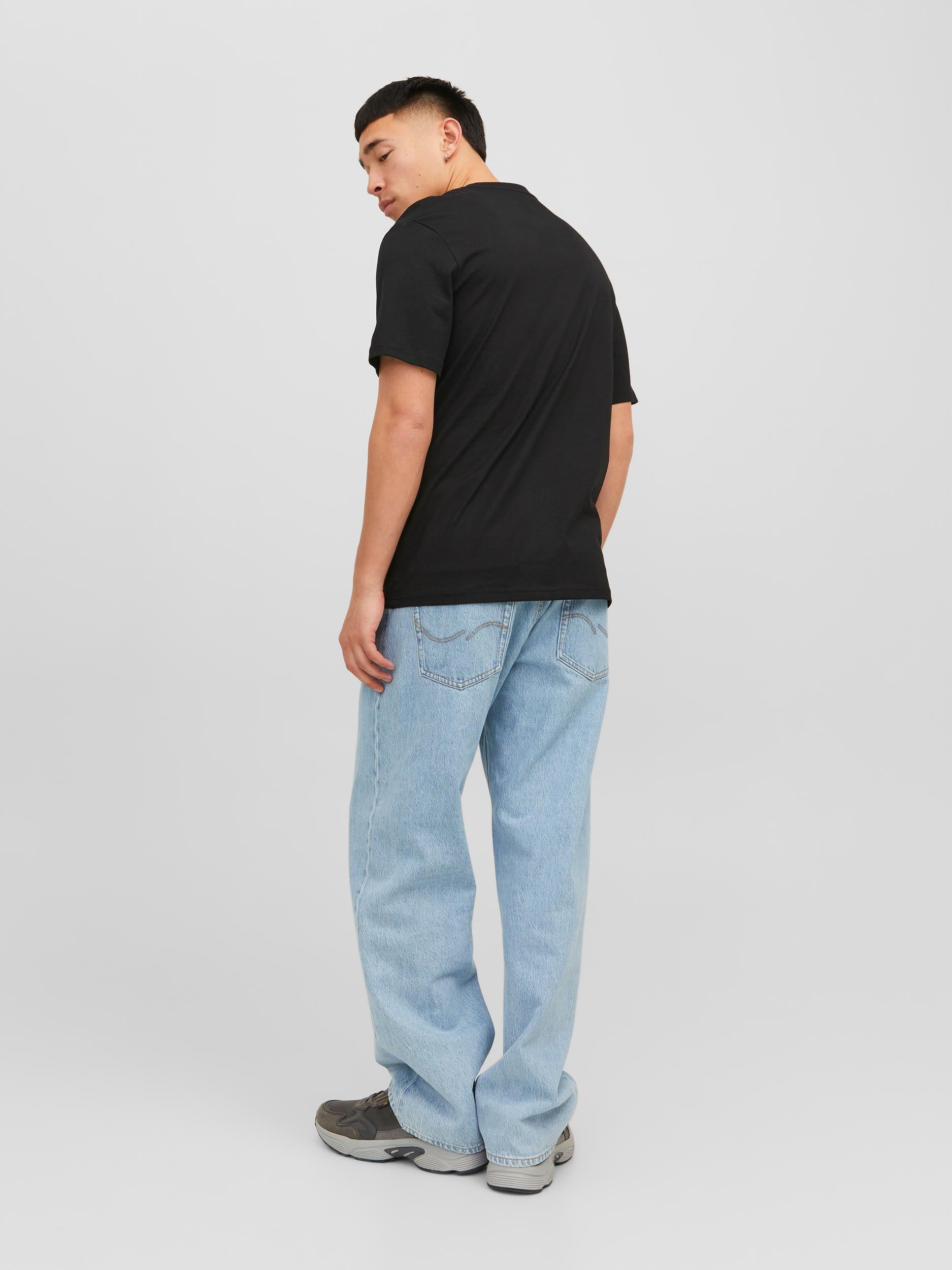 Men's Vesterbro Tee Short Sleeve Crew Neck-Black-Model Back View