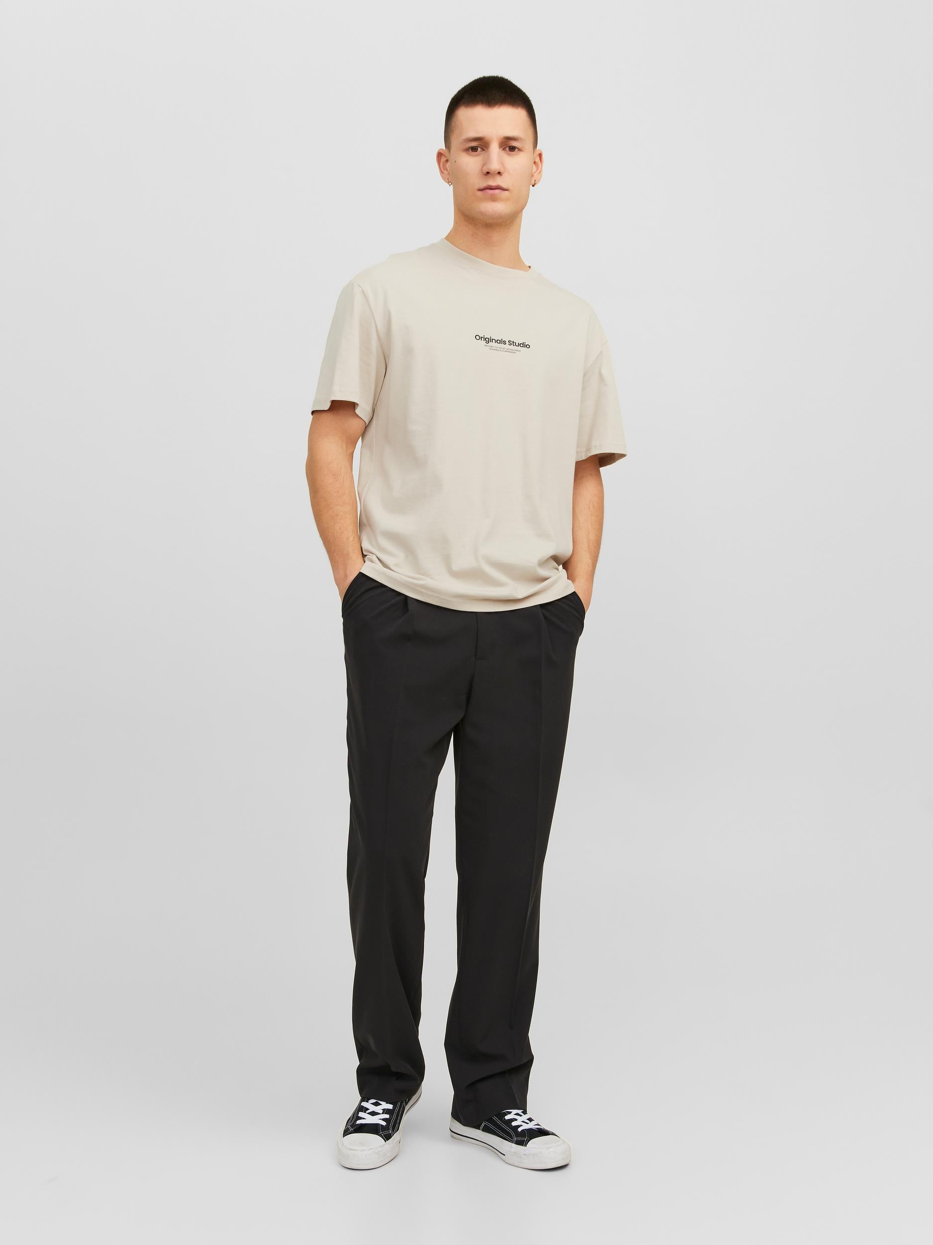 JACK JONES ORIGINALS Vesterbro Tee Short Sleeve Crew Neck-Moonbeam Moonbeam model front view