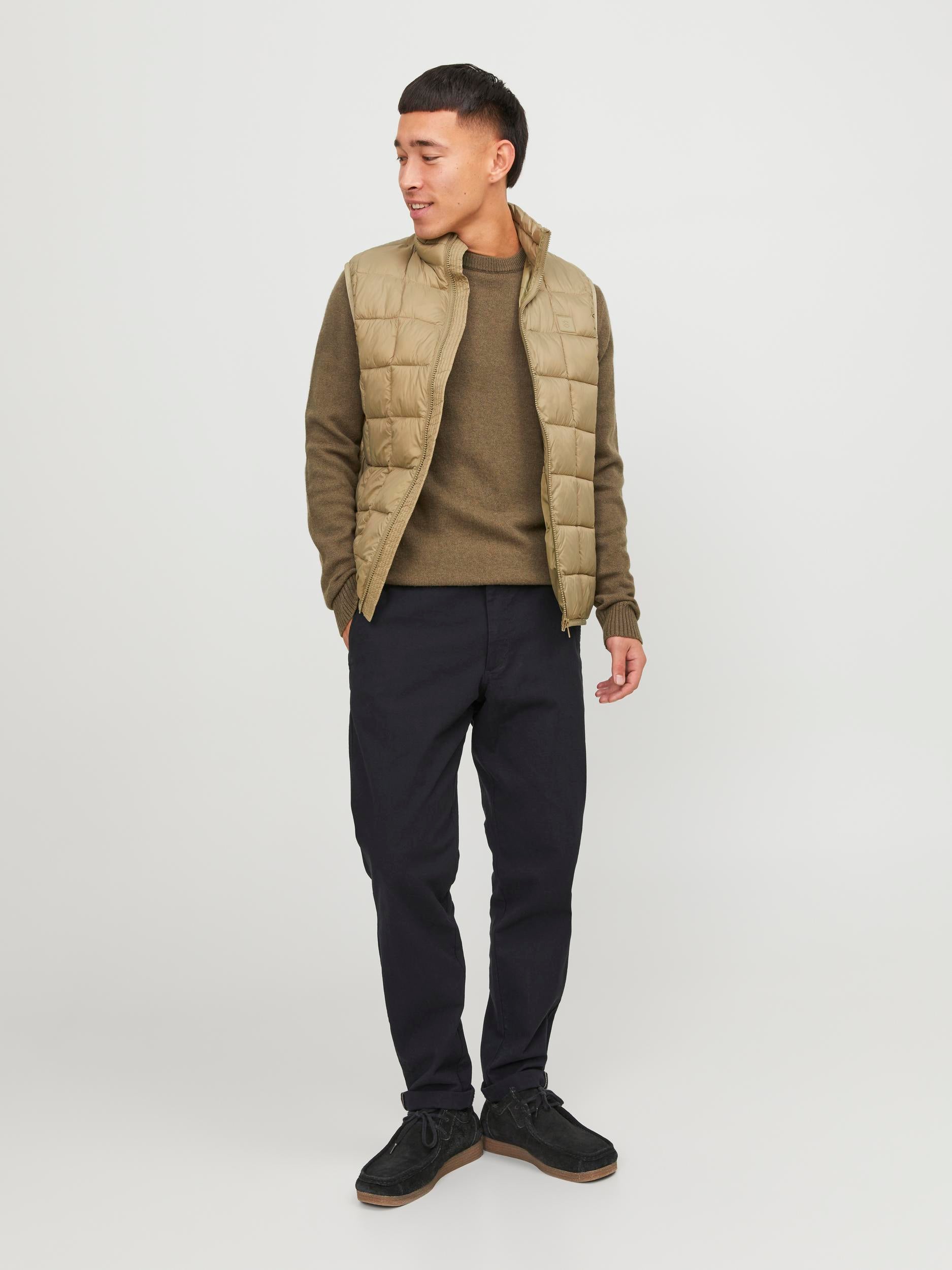 JACK & JONES Marco Fury Chino-Tap Shoe Tap Shoe model front view