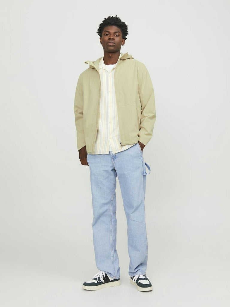 JACK JONES ORIGINALS Vesterbro Light Jacket-Fields Of Rye Fields Of Rye model front view