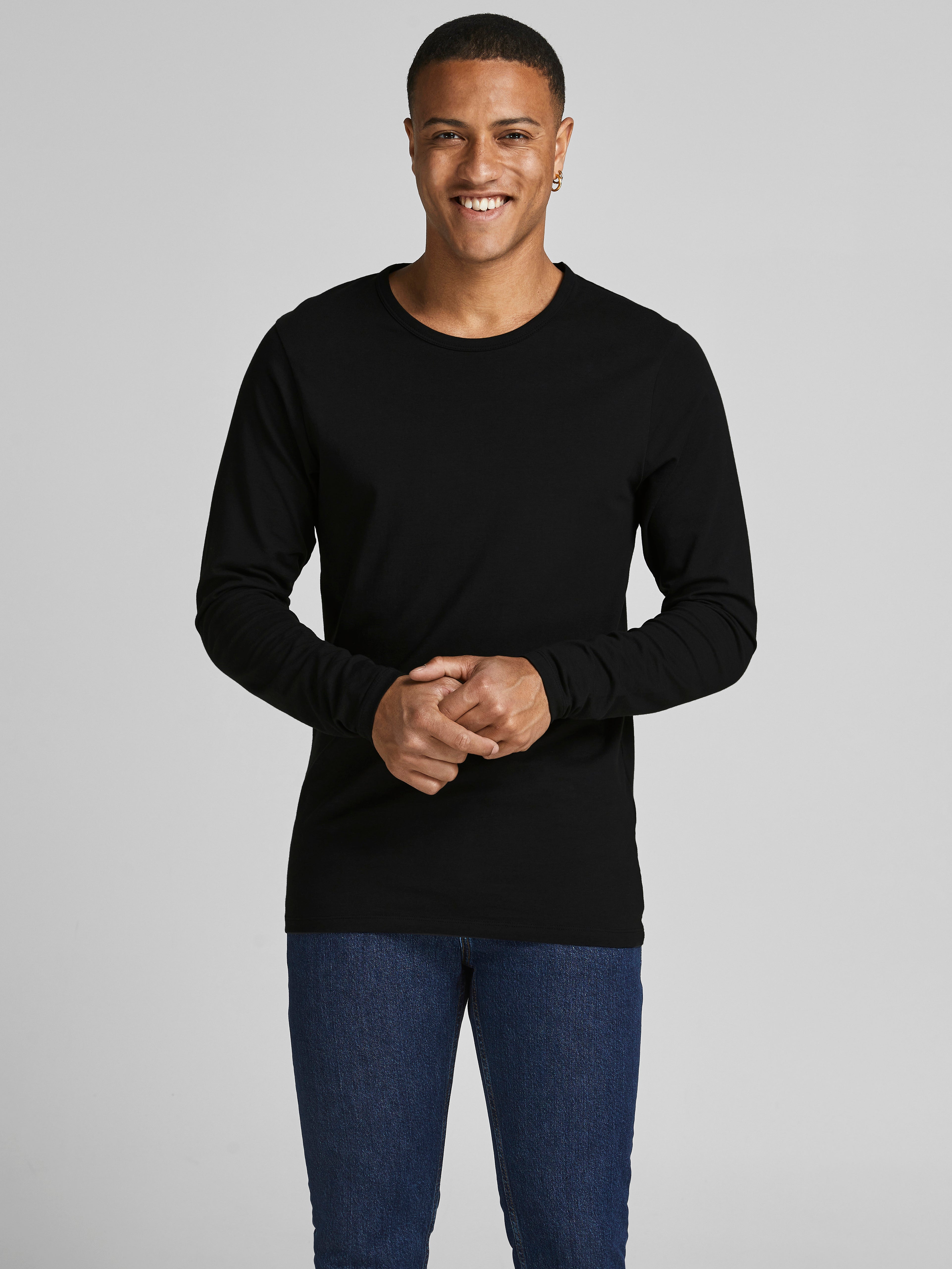 Men's Black Basic O-Neck Basic Long Sleeve Tee-Front View