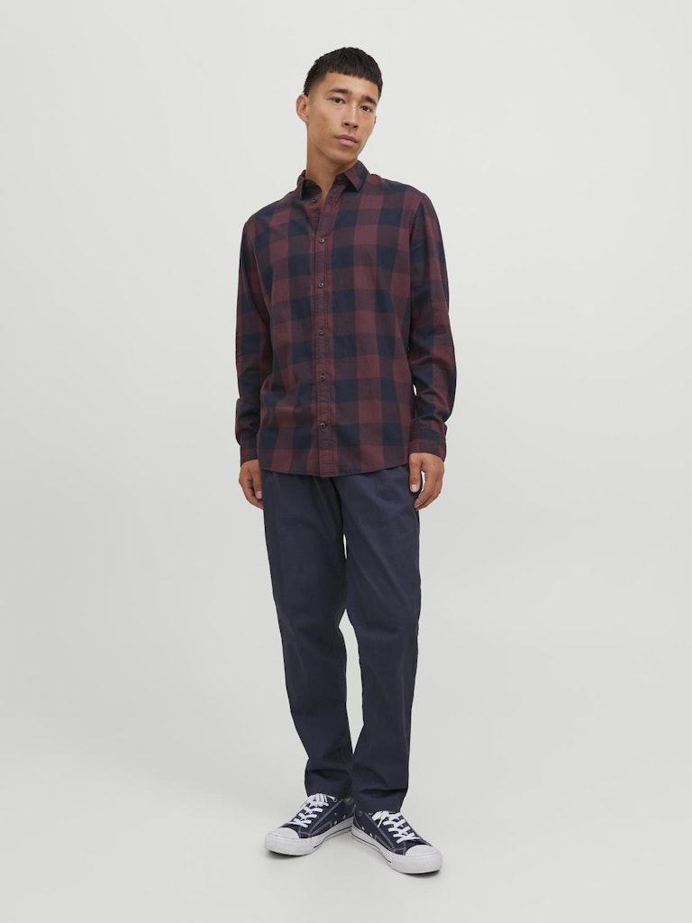 JACK & JONES Gingham Twill Port Royale Shirt Port Royale model front view