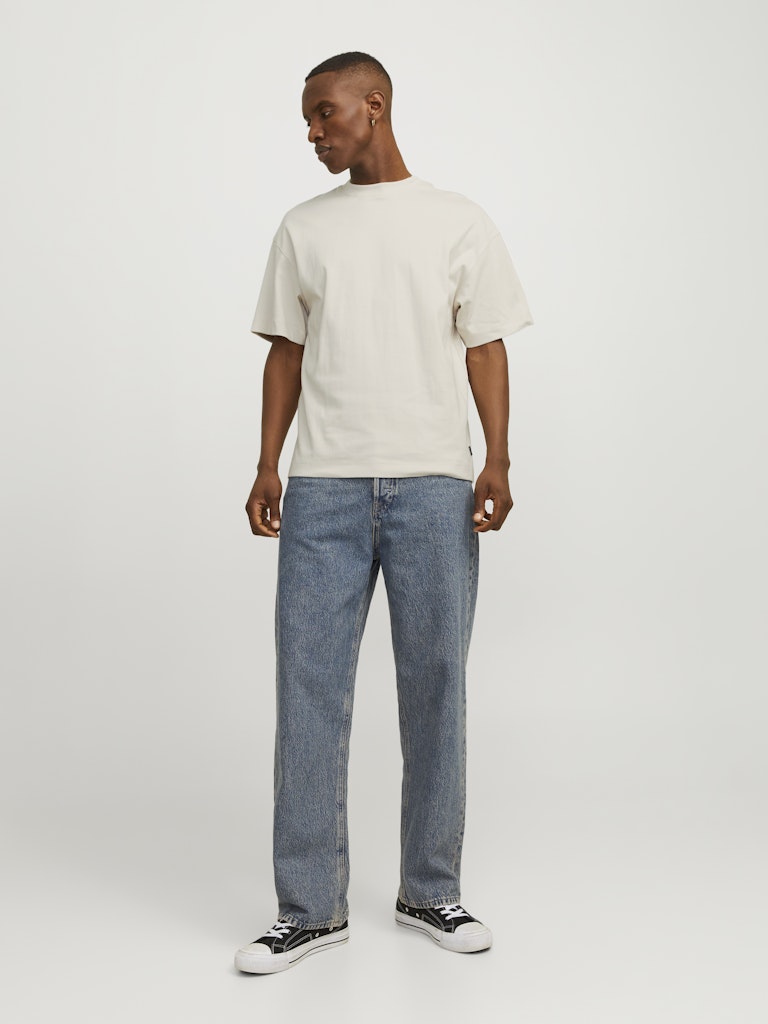 JACK & JONES Urban Edge Tee Short Sleeve O-Neck-Moonbeam Moonbeam model front view