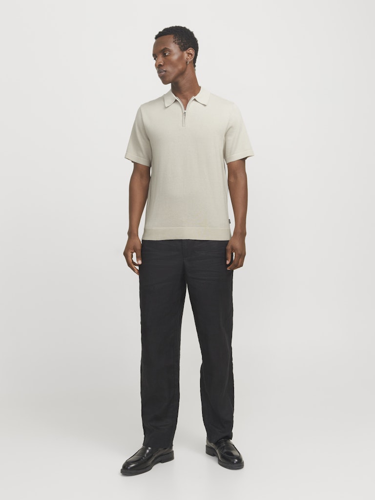 JACK JONES PREMIUM Milano Spring Knit Polo Short Sleeve-Silver Lining Silver Lining model front view