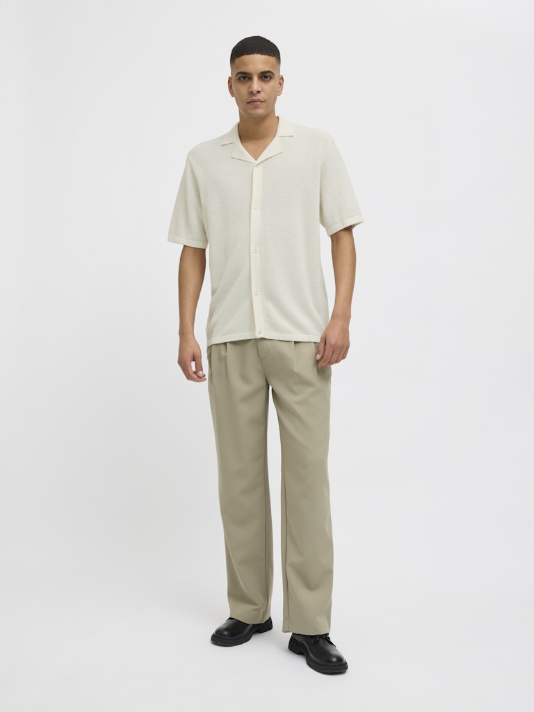 JACK&JONES Orion Cloud Dancer Resort Knit Polo Cloud Dancer model front view