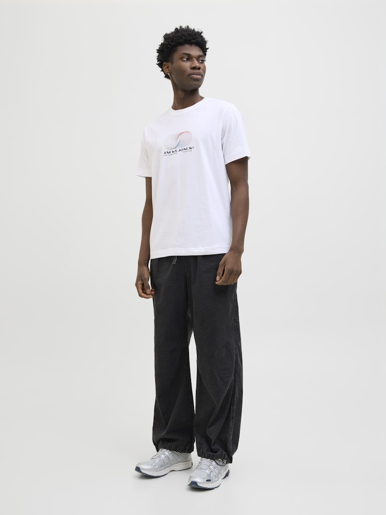 JACK JONES CORE Calma Tee Short Sleeve Crew Neck-Bright White Bright White model front view