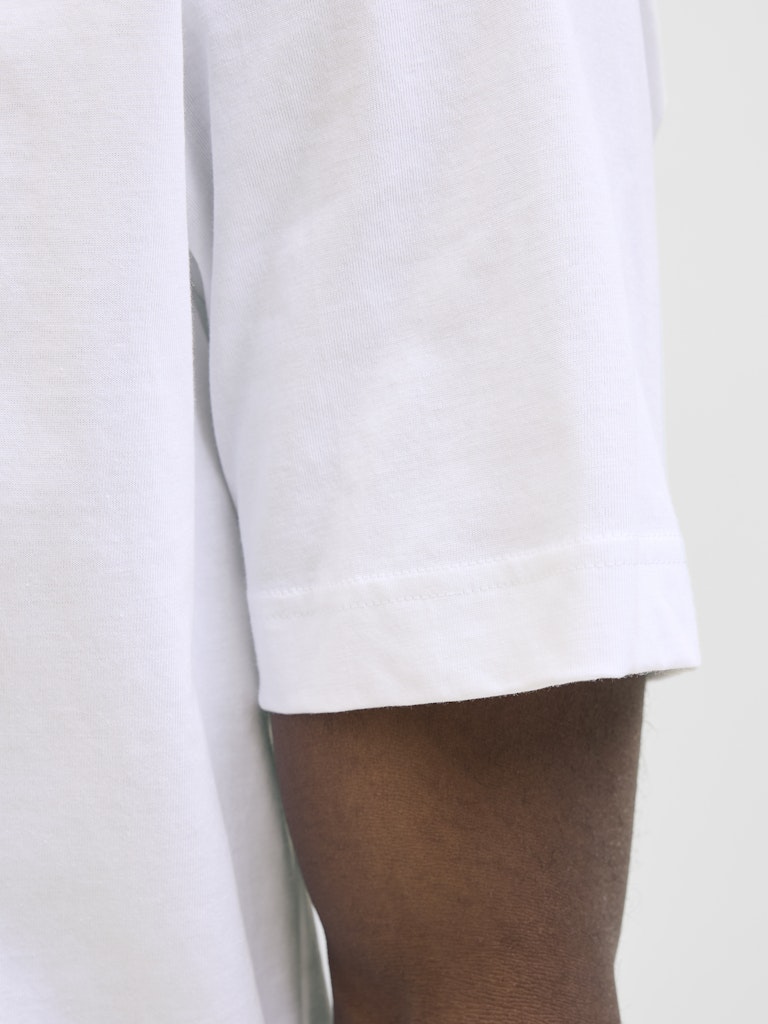 Men's Calma Tee Short Sleeve Crew Neck-Bright White-Sleeve View