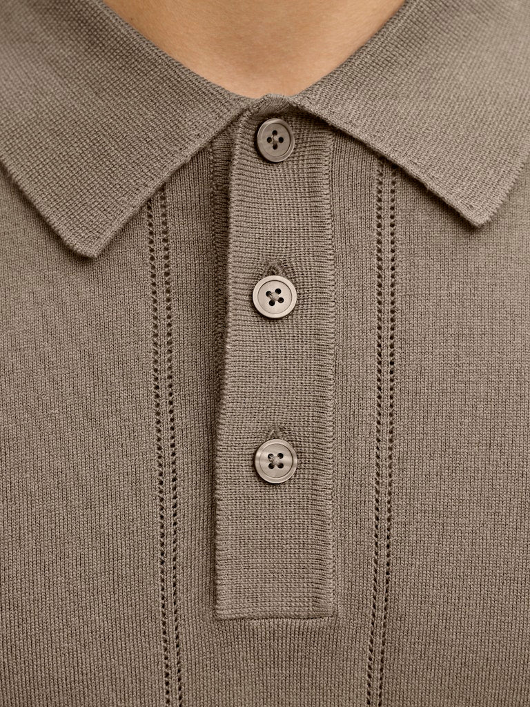 JACK JONES PREMIUM William Structure Knit Short Sleeve Polo-Morel Morel model front view