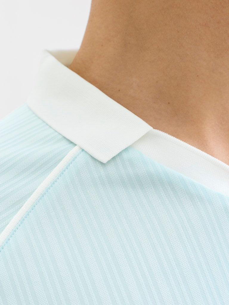 JACK JONES CORE Eterna Football Polo - Omphalodes Omphalodes side view