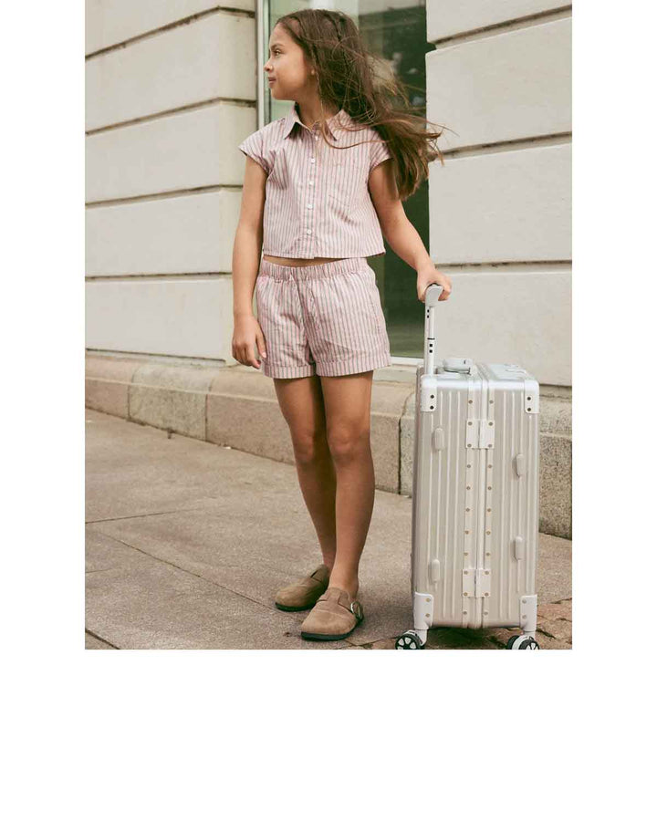 NAME IT Jociko Pink Shorts Pink Drink . model front view