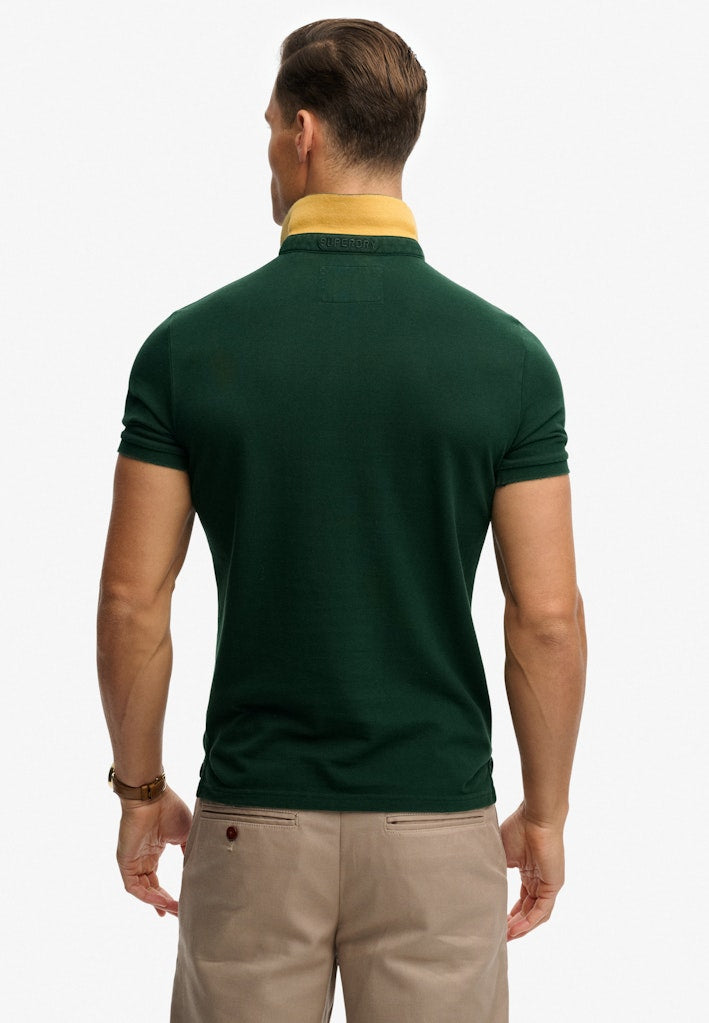 SUPERDRY Pique Monogram Polo-Enamel Green/winter Gold Enamel Green/Winter Gold flat front view