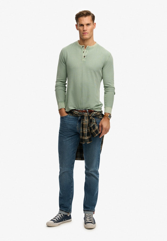 SUPERDRY Lightweight Textured Grandad Top-Lily Pad Green Lily Pad Green model front view