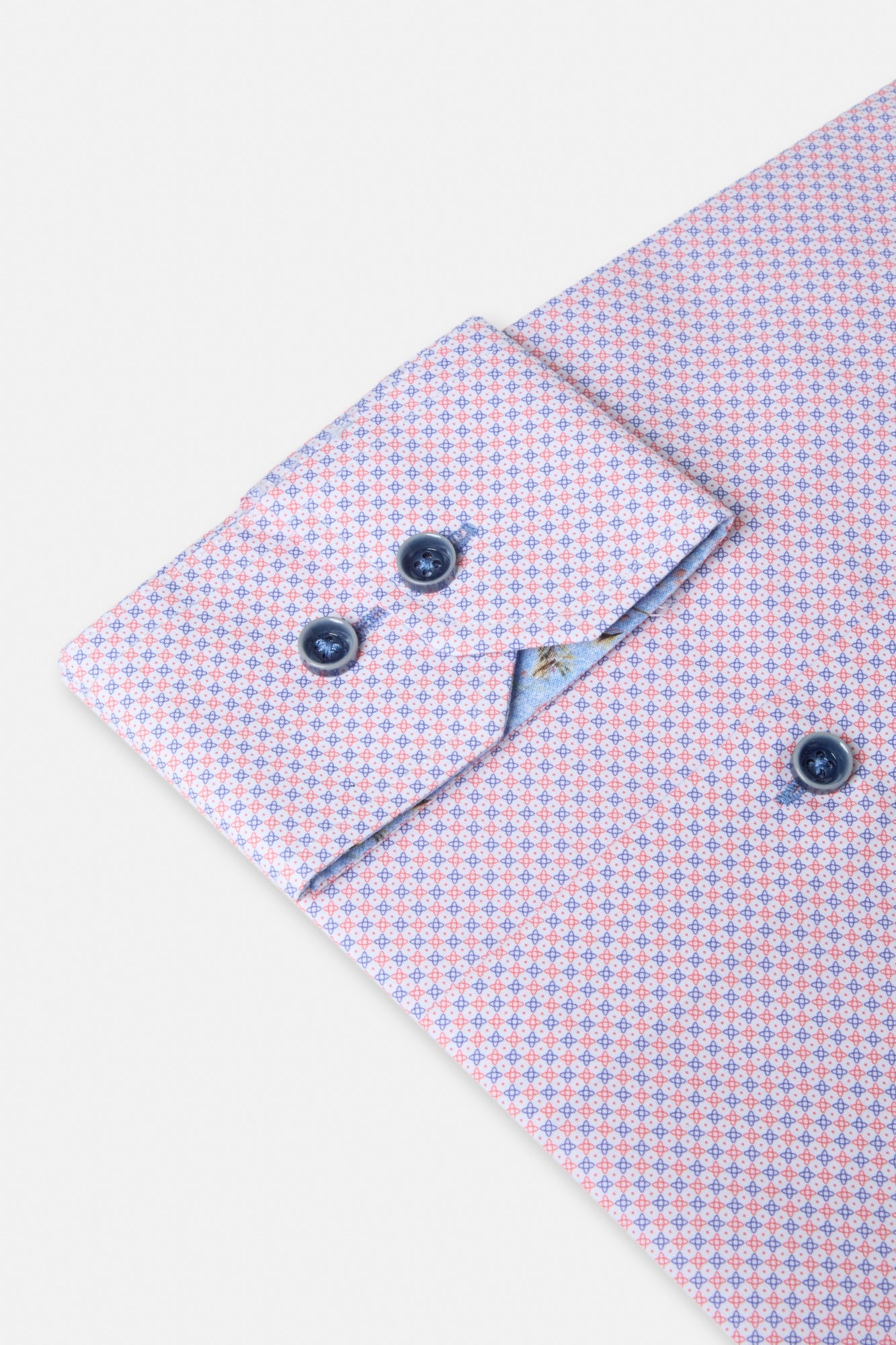 BENETTI Chris Pink Shirt Pink detail view