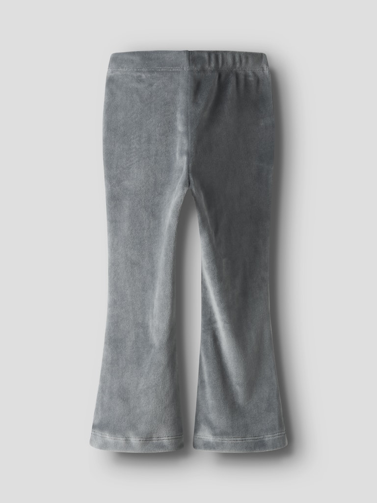 NAME IT Selour Flare Pant-Lava Smoke Lava Smoke model front view