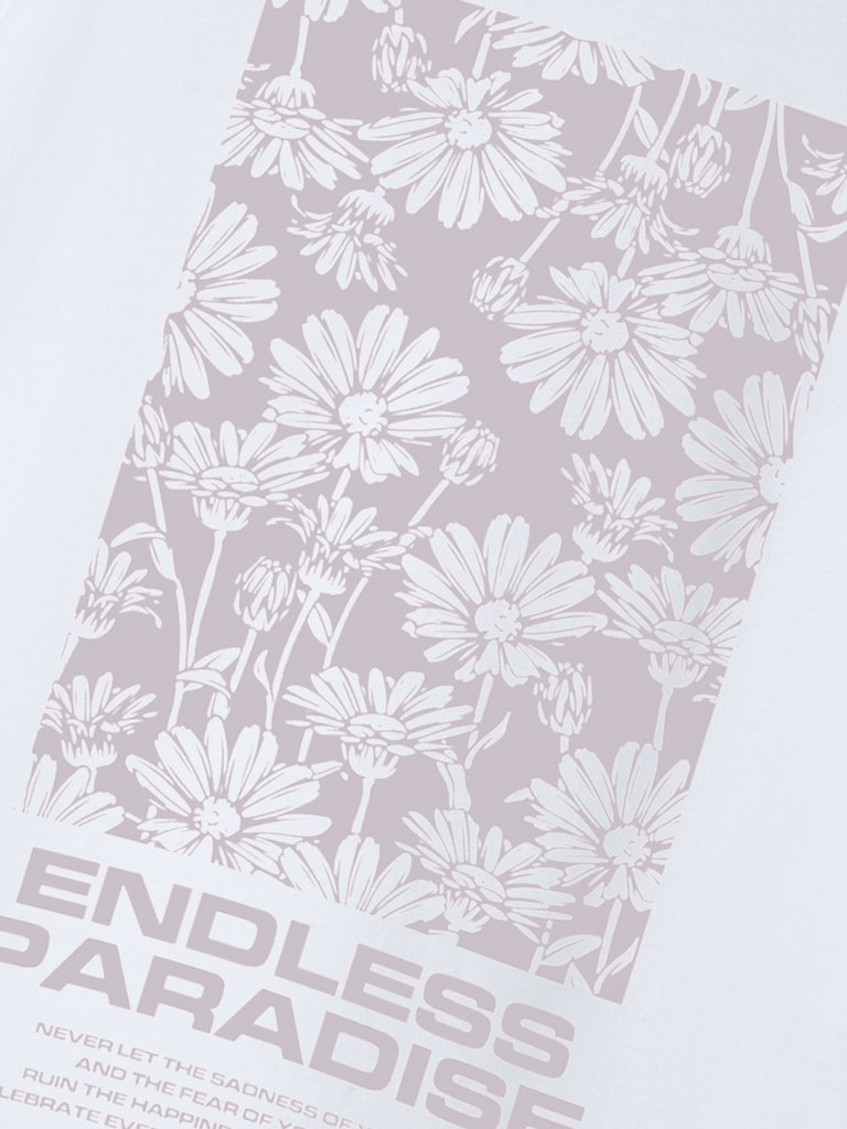 Dagmar Bright White Top-Print close up