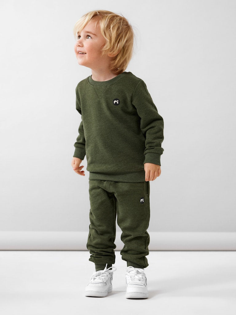 Vimo Long Sleeve Sweat Rifle Green-Model