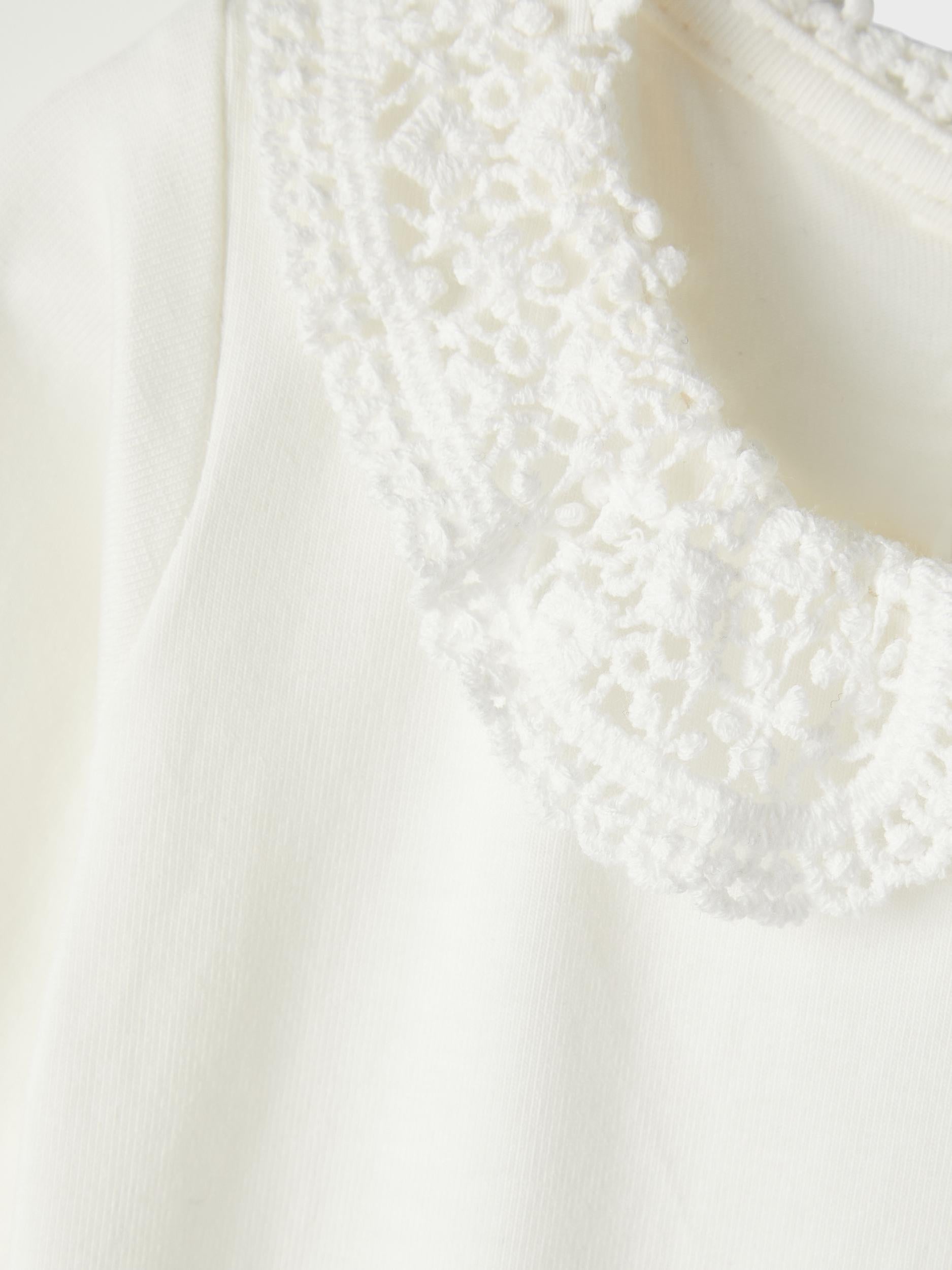 Girl's Tylla Long Sleeve Body - White Alyssum-Close Up View
