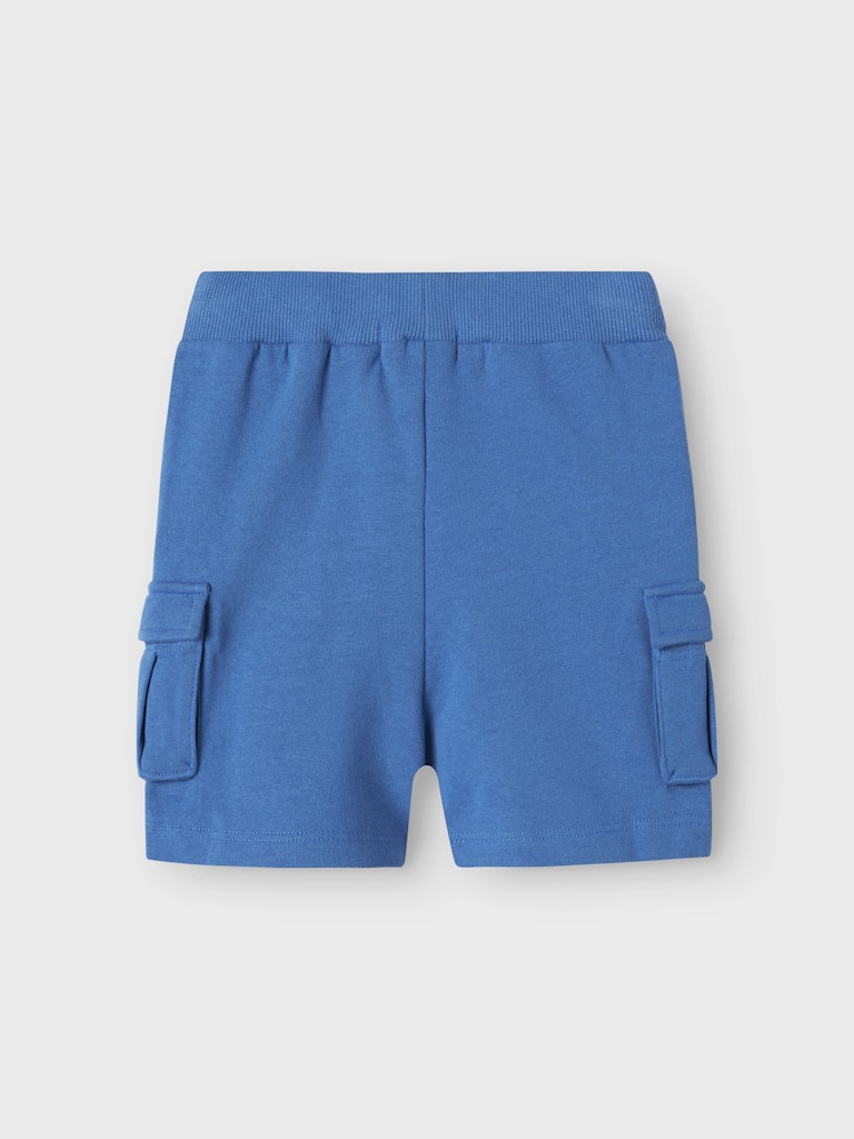 NAME IT Oli Sweat Shorts-Star Sapphire Star Sapphire model front view