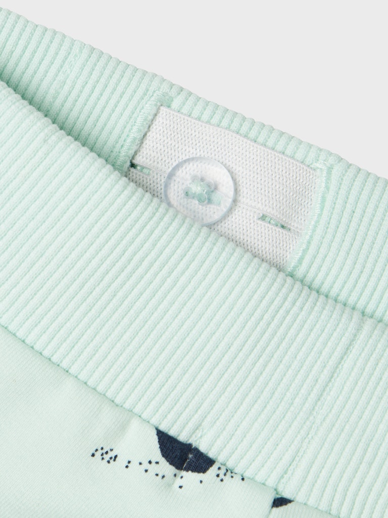 NAME IT Jerome Honeydew Shorts Honeydew detail view
