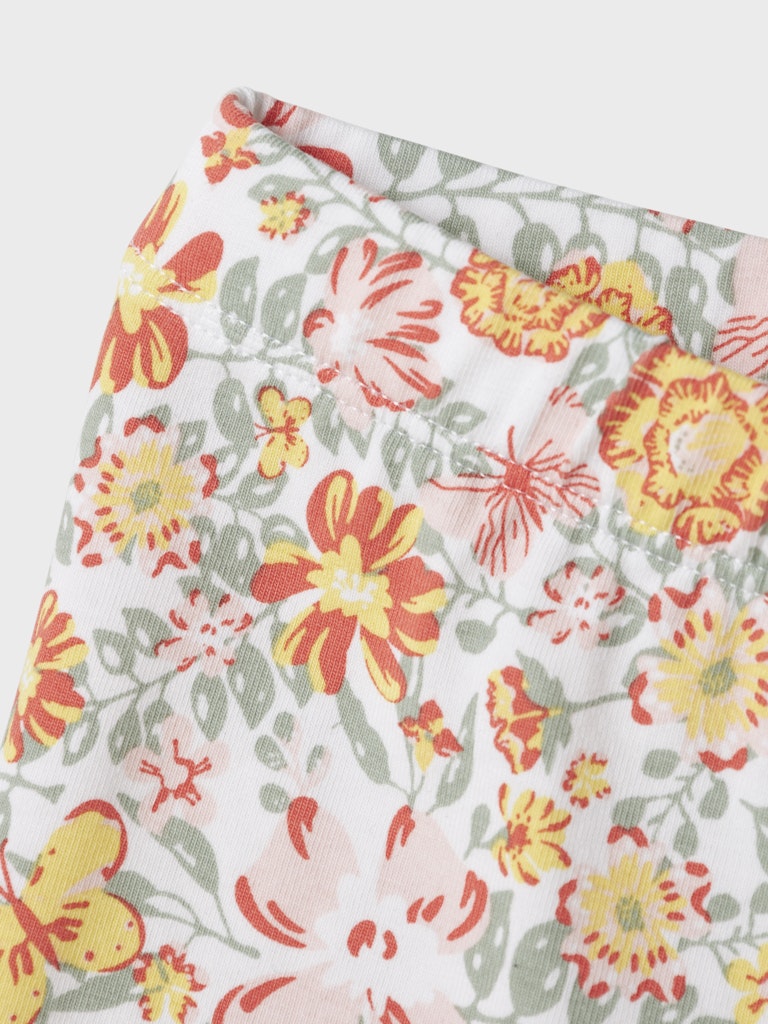 Mini Girl Vayo Legging Shorts-Bright White-Close Up View