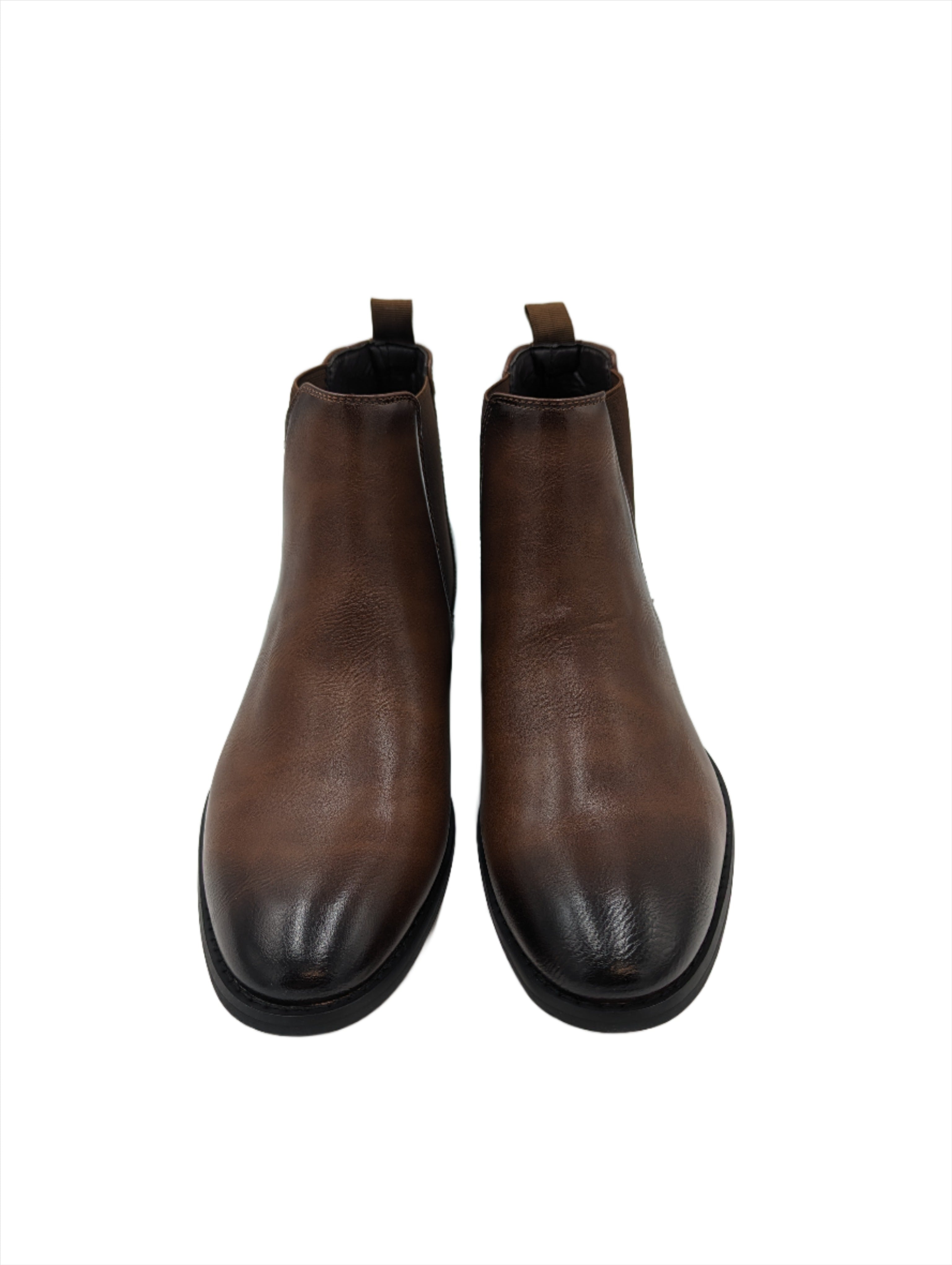 Frankfurt Cognac Chelsea Boot-Front toe look