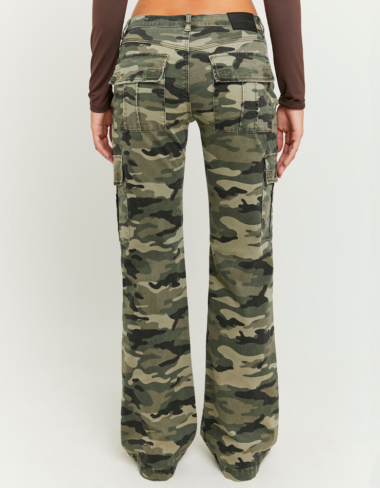 Folded view of the camouflage bootcut cargo trousers