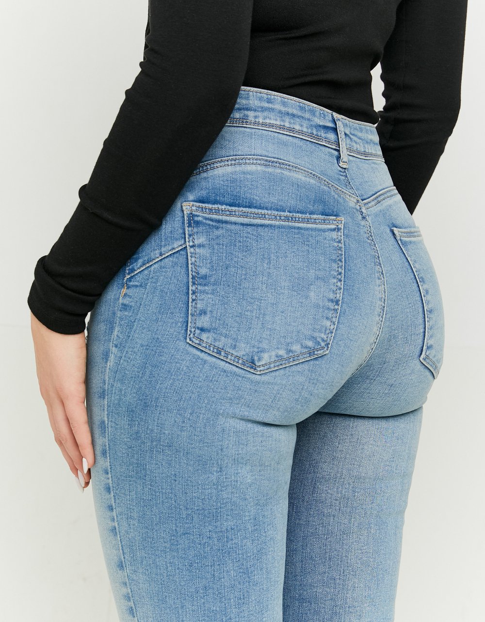 Ladies Push Up Blue Skinny Mid Waist Jeans-Back Pocket View