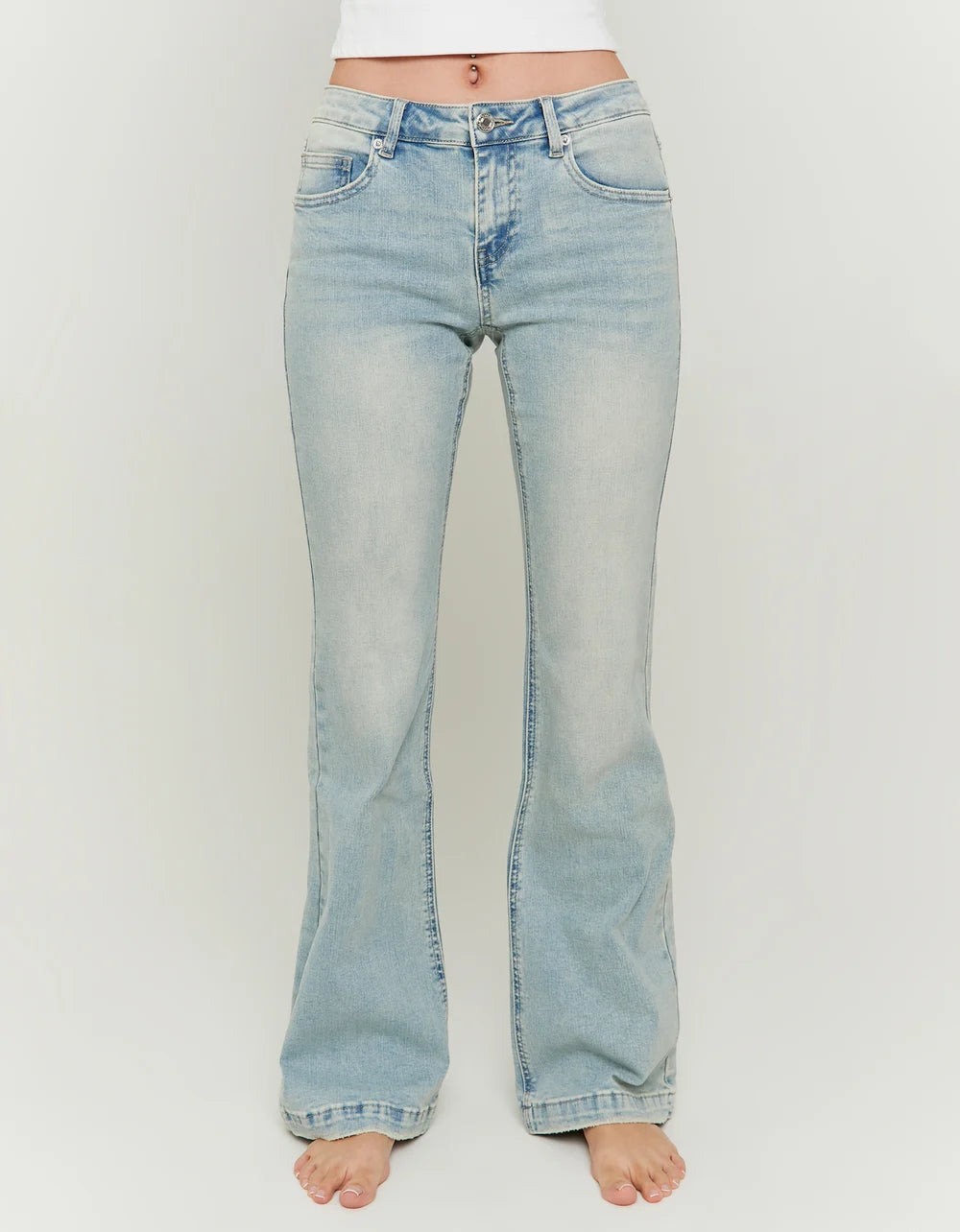 Ladies Light Wash Low Waist Bootcut Jeans-Model Front View