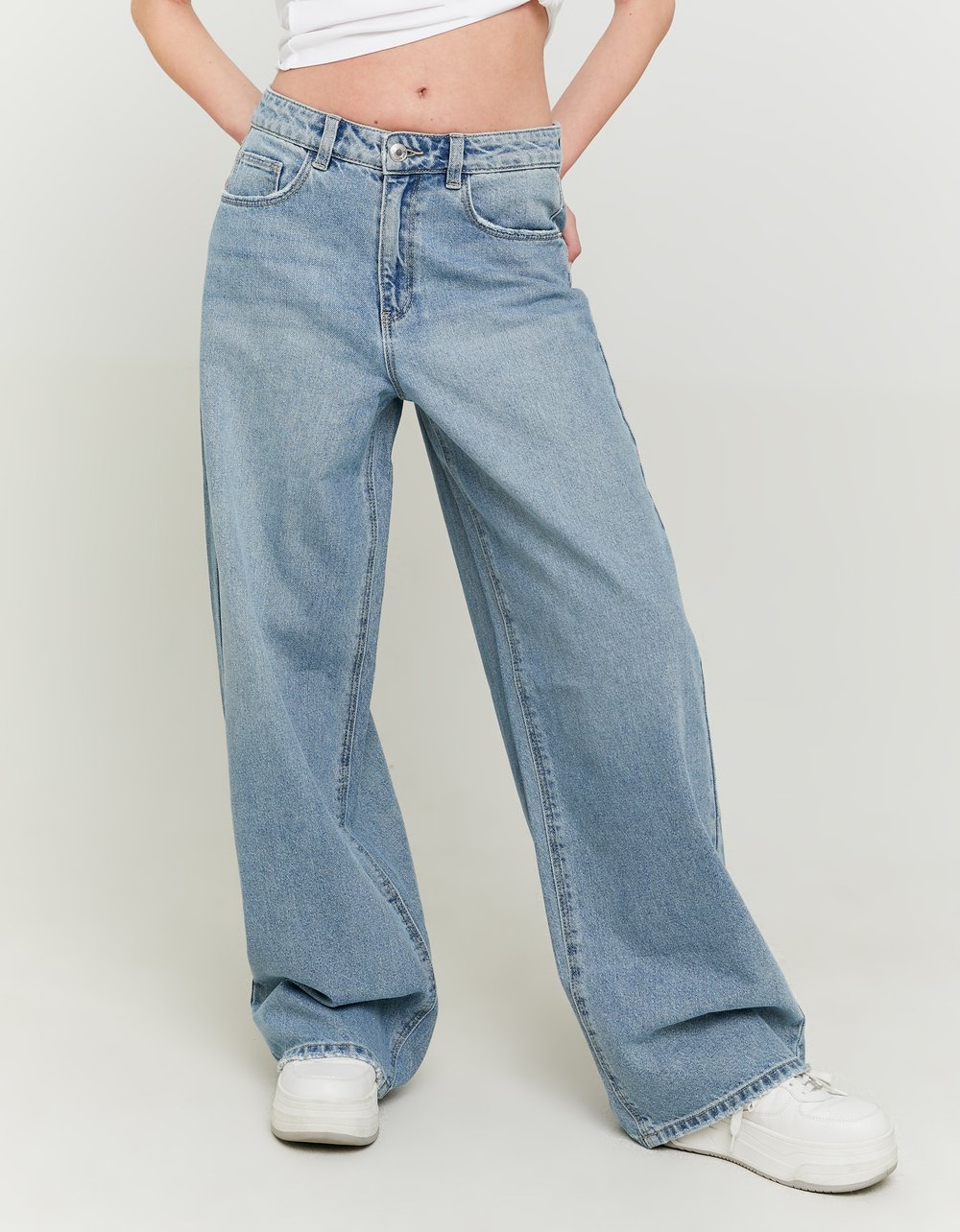 Ladies Mid-Waist Blue Baggy Jeans-Closer View of the Front