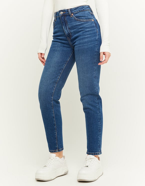 Ladies Comfort Stretch Mom Jeans-Model Side View