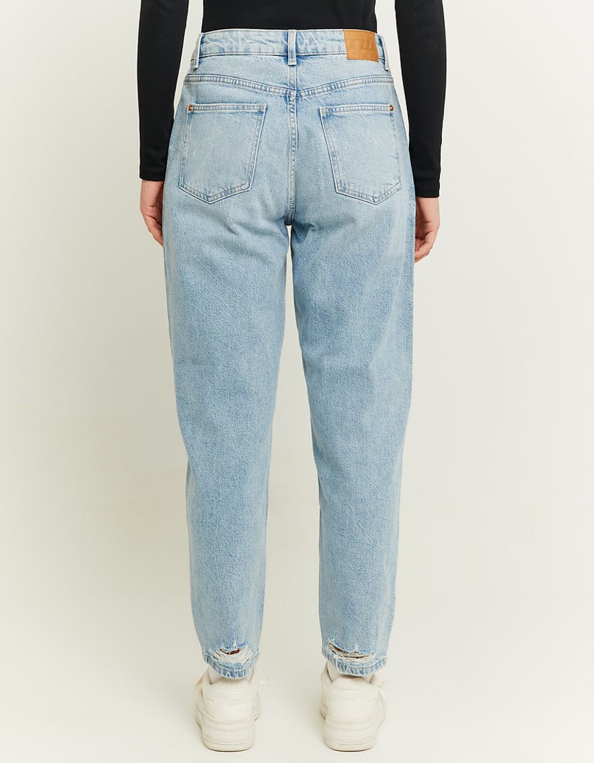 Ladies Comfortable Stretch Mom Jeans-Model Back View